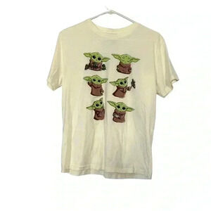 Star Wars Women's The Mandalorian Baby Yoda Moods of Grogu M Top Tee Shirt